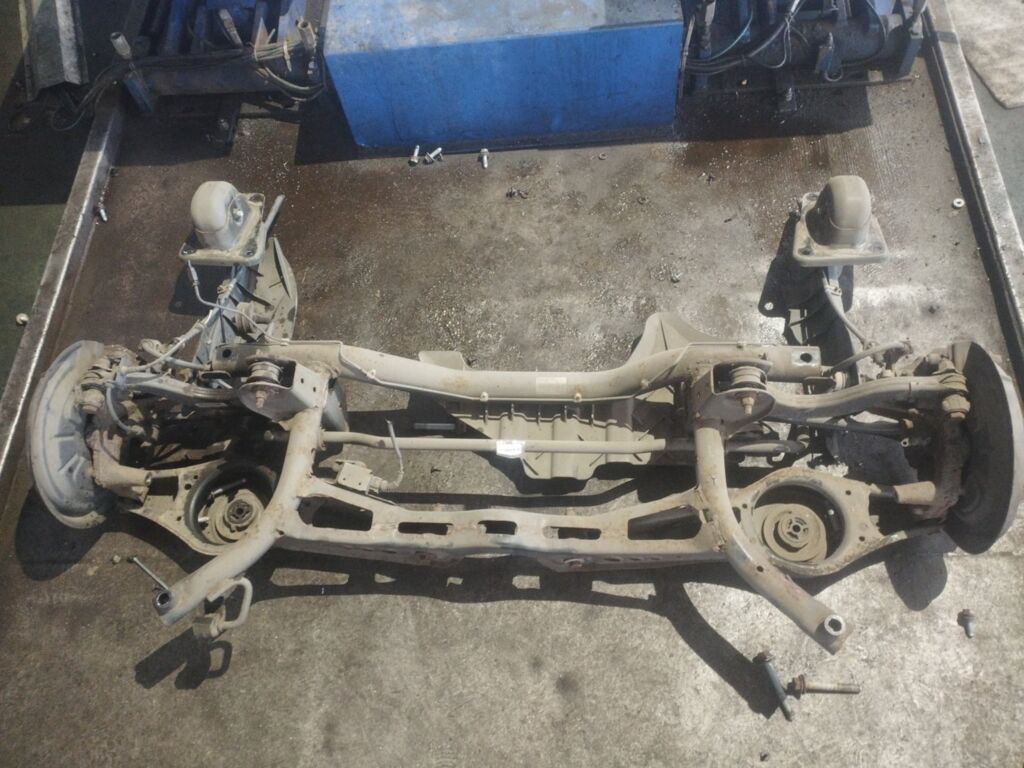 Балка подвески на Audi A3 8P CAX 1K0505315BM, Заднее расположение