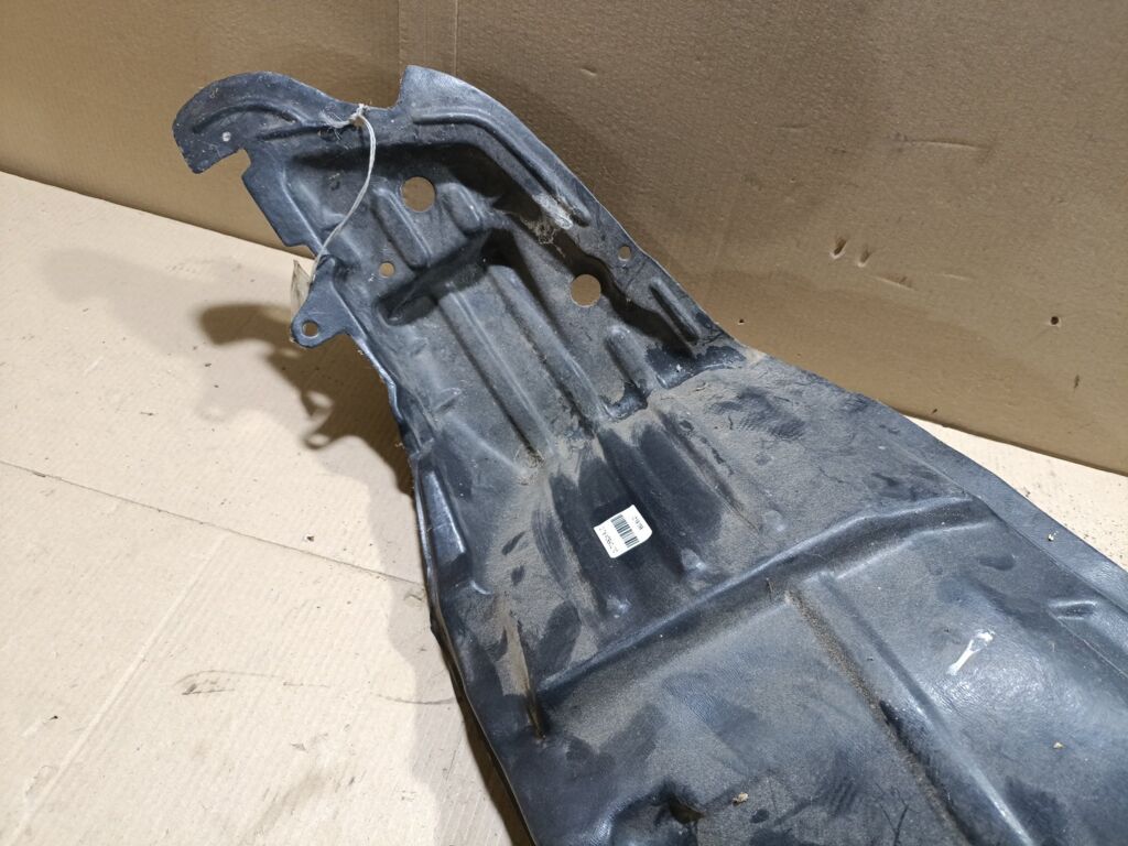 Подкрылок 63840-2Y000, 63840-5Y700, 8400-843, 915.NS11090R, DS11101BR, DS11111AR, L261100024R, NNMXQ00-300-R, NNMXQ00300R, NS2575CR, ST-DTW2-016L-1 на Nissan Cefiro A33 Фото 2