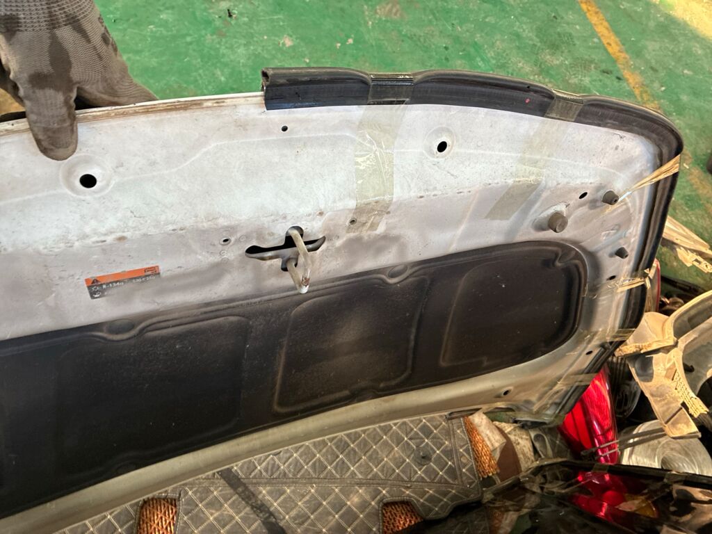Капот на Kia Cerato YD Фото 2
