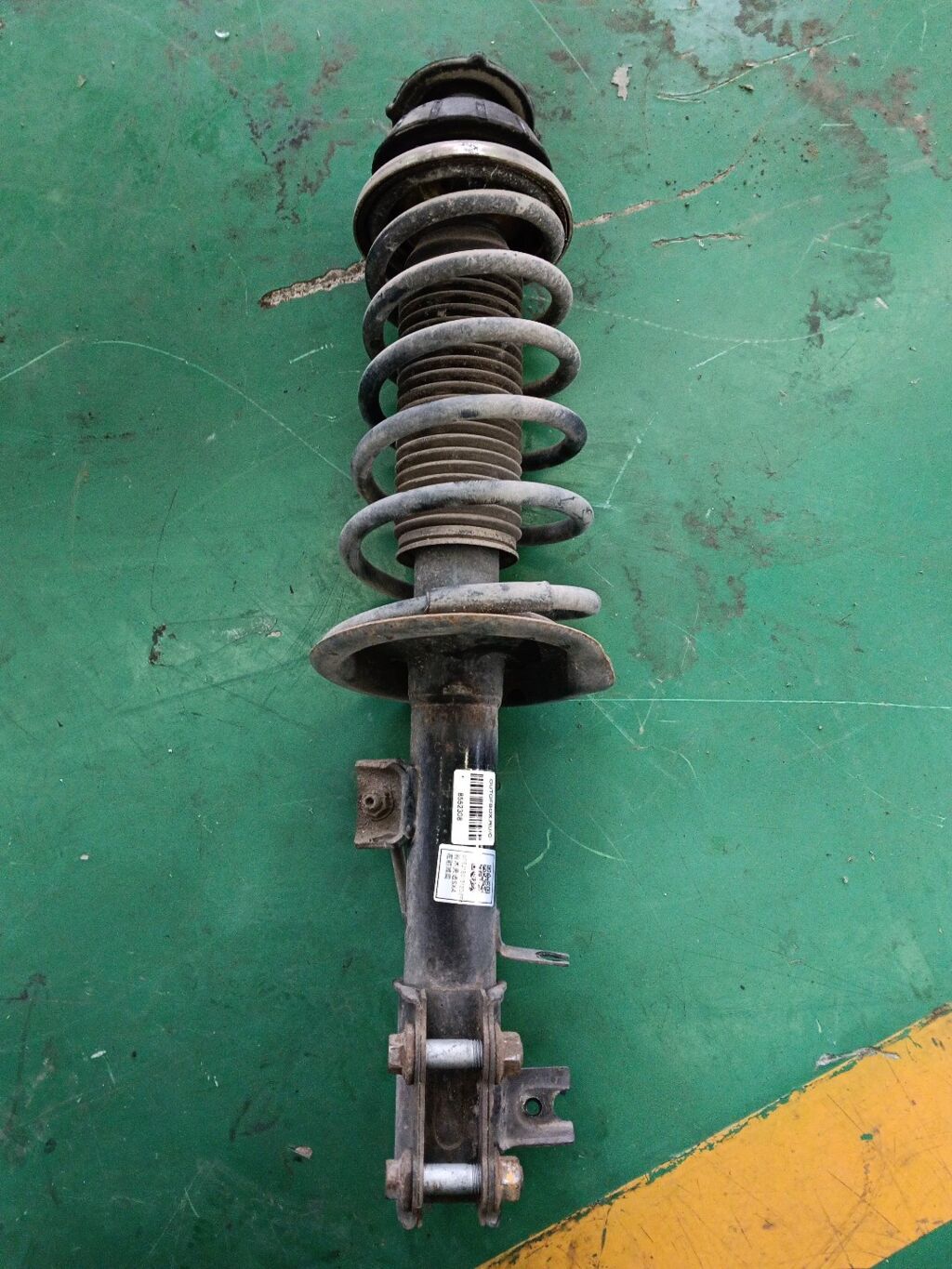 Стойка амортизатора на Suzuki Sx4 YA11S M16A 312 818  32-N96-A  333751  41601-79J01  4160179J51  71747047  71747477  71747563  71750445  CR-049FR-YA11S  CR8930  SST0178, Переднее Правое расположение