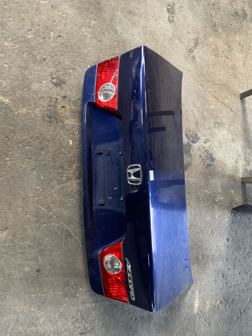 Крышка багажника на Honda Accord CL7 P3214