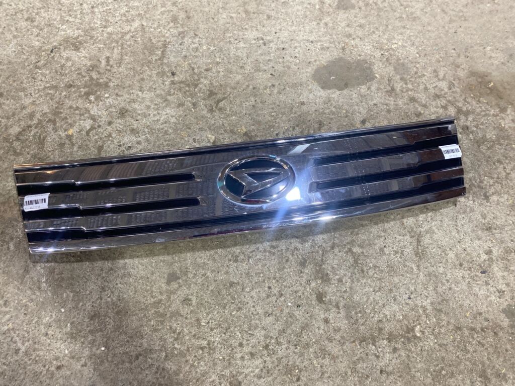 Решетка радиатора на Daihatsu Move LA150S 53105-B2510