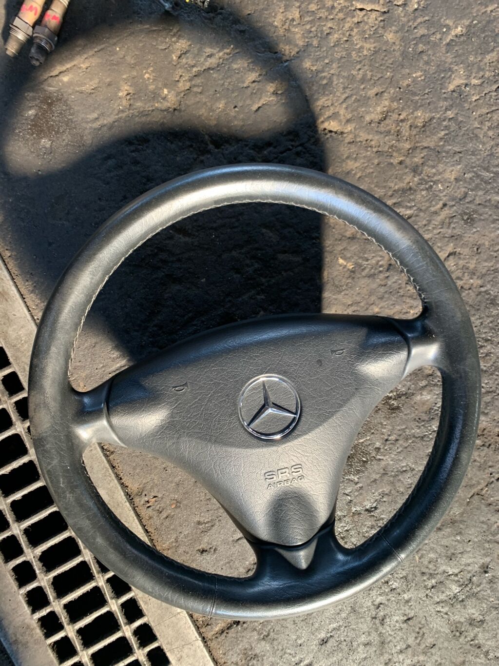 Руль на Mercedes-Benz Vaneo W414.700