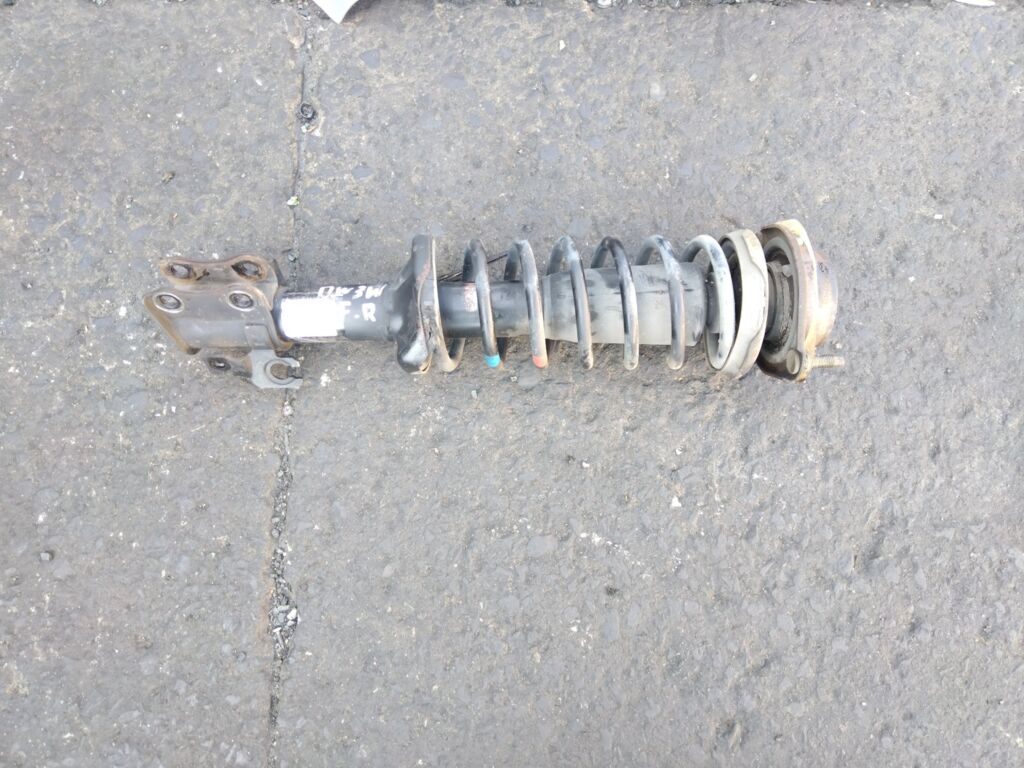 Стойка амортизатора на Mazda Demio DW3W B3 280 698  30-B09-A  333266  CR-049FR-DW  CR8901  DC2034700  DC2234700  DC3534700  DC3734700  SST0044  ST-049FR-DW, Переднее Правое расположение