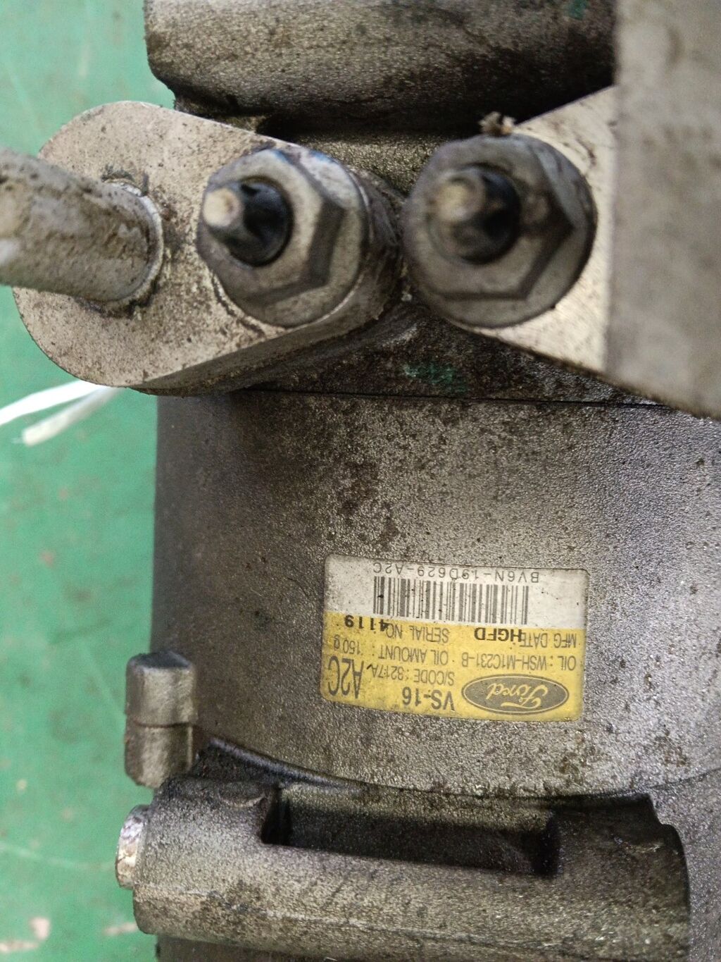 Компрессор кондиционера BV6N-19D629-A2C на Ford Focus 3 PNDA Фото 2