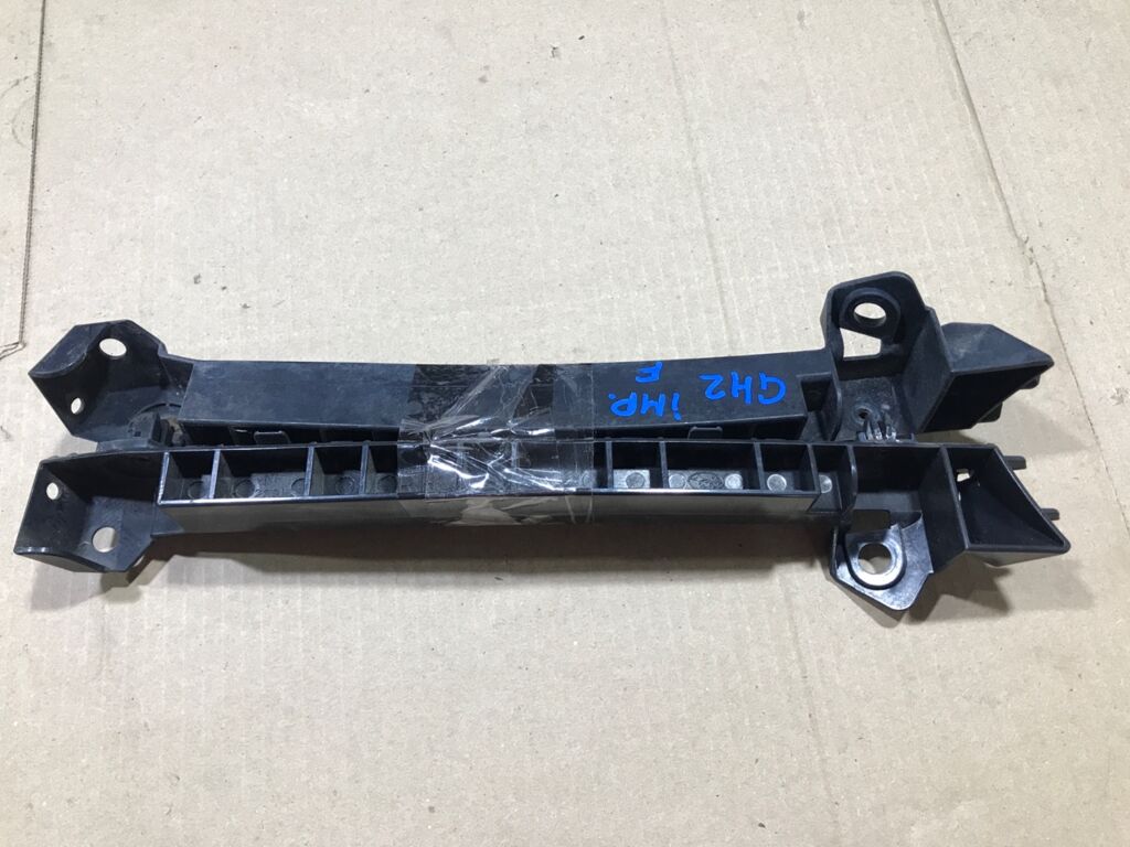 Крепление бампера на Subaru Impreza Wagon GH2, Переднее расположение