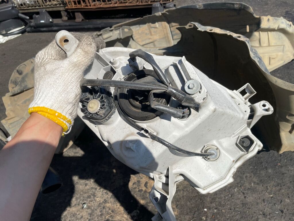 Фара на Toyota Passo KGC30 100-51397, Левое расположение