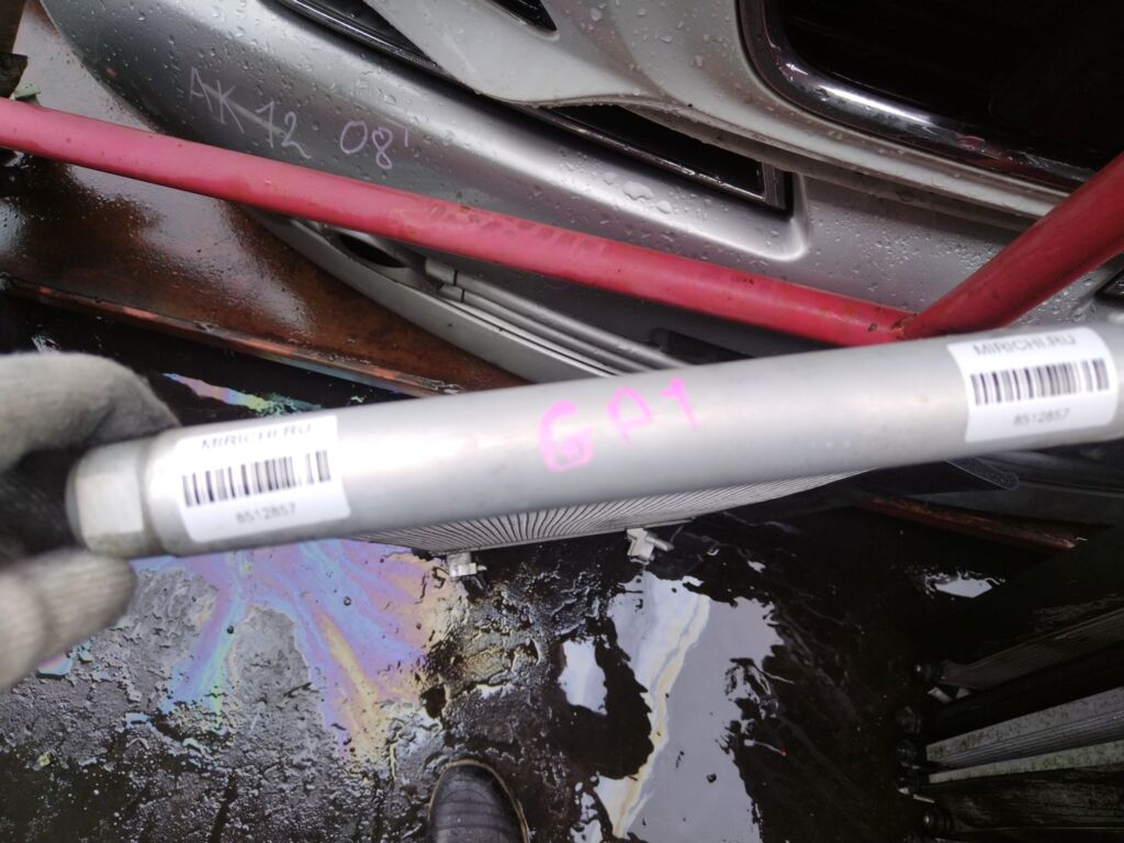 Радиатор кондиционера на Honda Fit Hybrid GP1 LDA