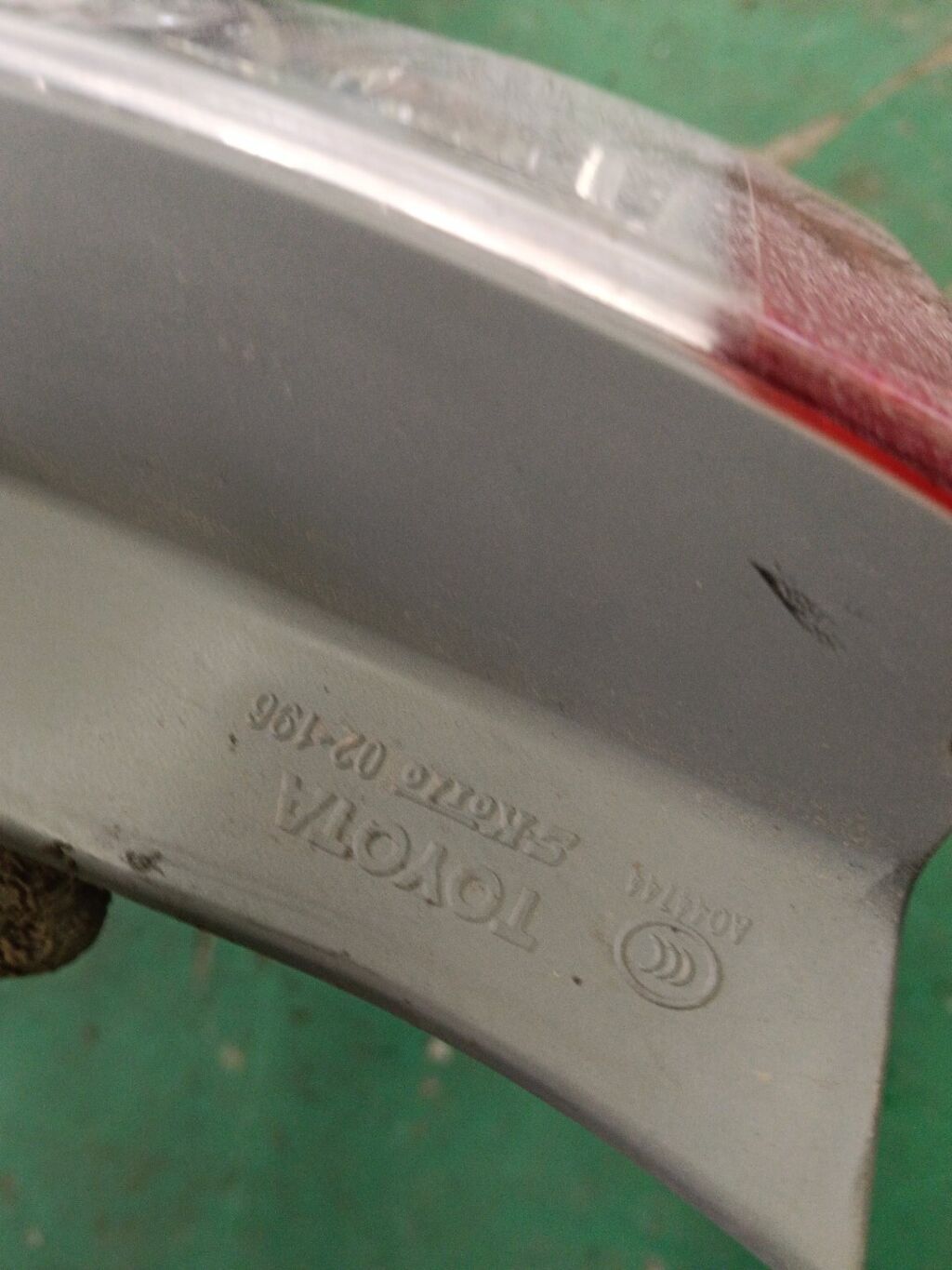 Стоп на Toyota Corolla ZRE151L 02-196, Правое расположение