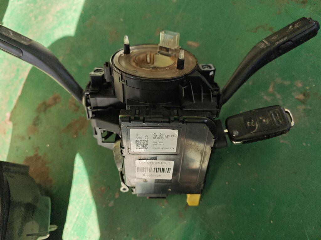 Шлейф-лента air bag 1KO905865A, 1K0953549CP, 1K0959853D, 1K0953519L, 1K0953513B на Skoda Superb 3T Фото 2