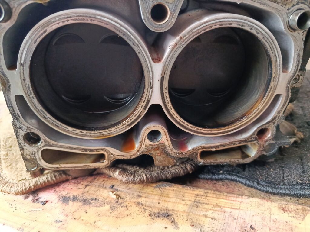 Блок двигателя на Subaru Legacy Wagon BH5 EJ206 Фото 9