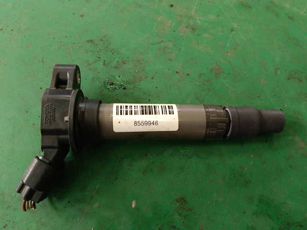 Катушка зажигания на Toyota Camry ACV40 2AZ-FE 90919-C2002