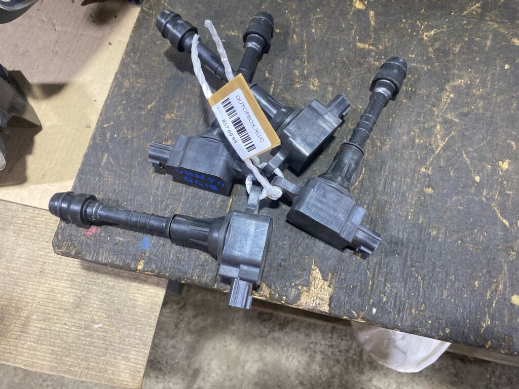 Катушка зажигания на Nissan Ad VHNY11 QG18DE 224486N015  22448 6N001  22448 6N011  LC-016-8969, Правое расположение