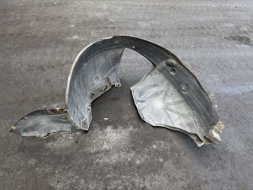 Подкрылок на Nissan Lafesta B30 MR20DE 63843-EN000, Переднее Левое расположение