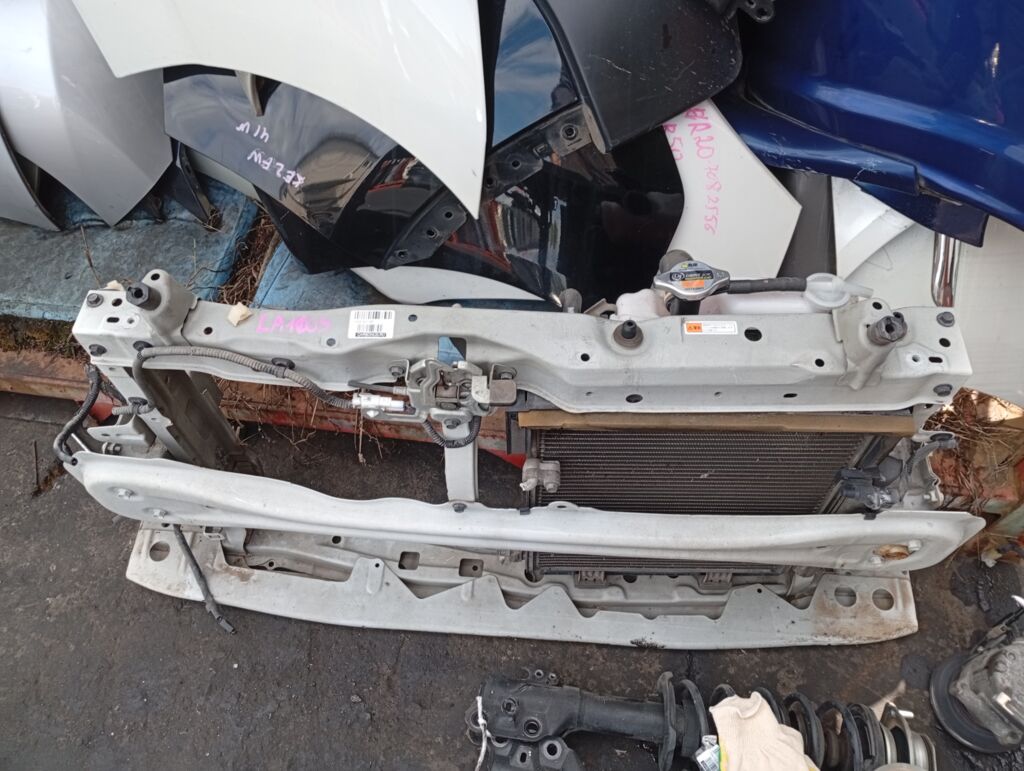 Телевизор на Daihatsu Move LA110S KF-VE