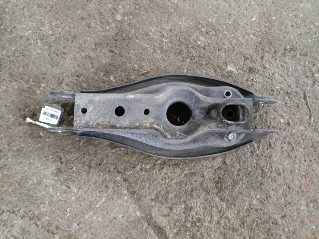 Рычаг 33326772899 на Bmw 3-Series E90-VA76 N46B20 Фото 2