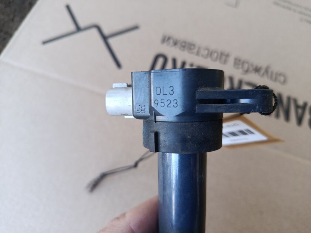 Катушка зажигания на Suzuki Sx4 YA11S M15A 33400-65G00  33400-65G01  LC-016-6247