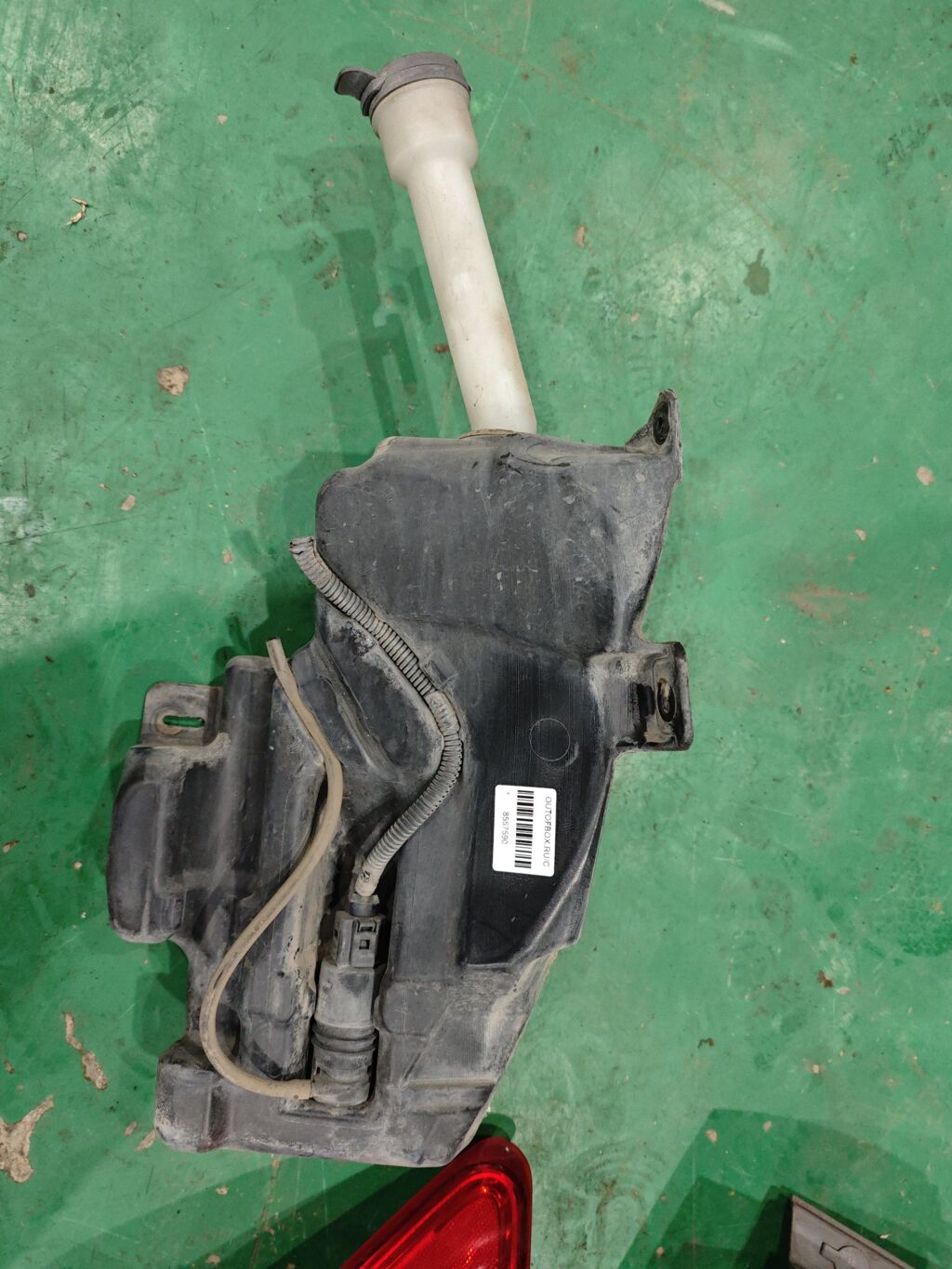 Бачок омывателя на Chevrolet Cruze J300 13260590  13250356