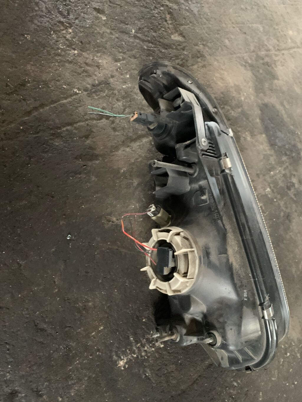 Поворотник к фаре на Nissan Presea R11 3370, Левое расположение