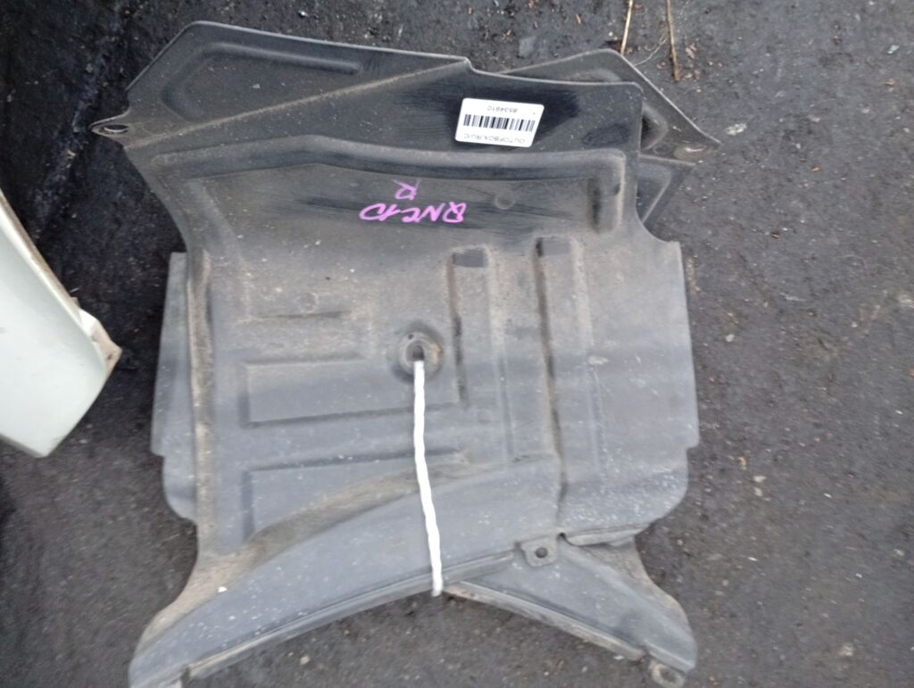 Подкрылок на Toyota Passo QNC10 K3-VE 65637-B1010, Заднее расположение