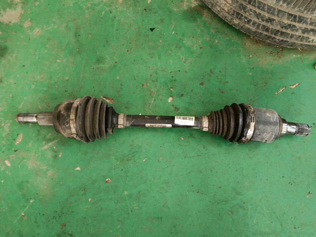 Привод на Ford Focus 3 PNDA BV61-3B437-JB, Переднее Левое расположение
