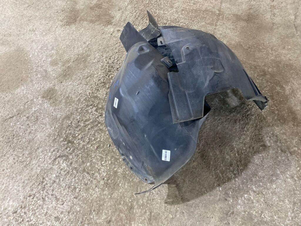 Подкрылок на Volvo V70 BW 31213650, Переднее Левое расположение