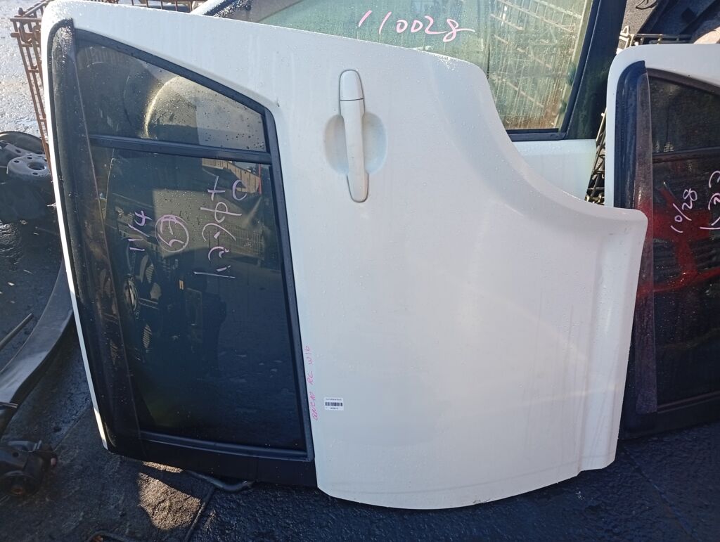 Дверь боковая на Toyota Passo QNC10, Заднее Левое расположение