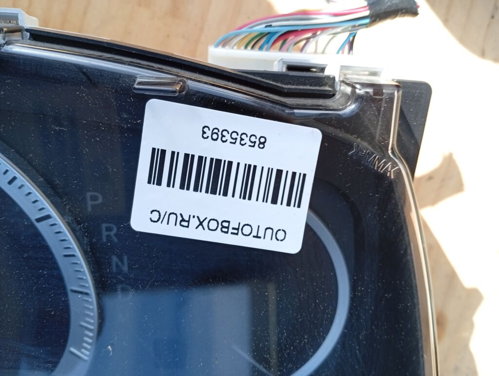Спидометр на Toyota Isis ZGM11G 3ZR-FAE 83800-44E30-C