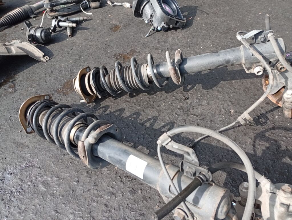 Стойка амортизатора на Toyota Passo KGC10 1KR-FE 312847  332120  48510-B1040  48510-B1040A  CR-049-6063  CR-049F-QNC10  CR8803  SJ-049-6063  SST0105  ST-049-6063  ST-049F-KGC10, Переднее расположение