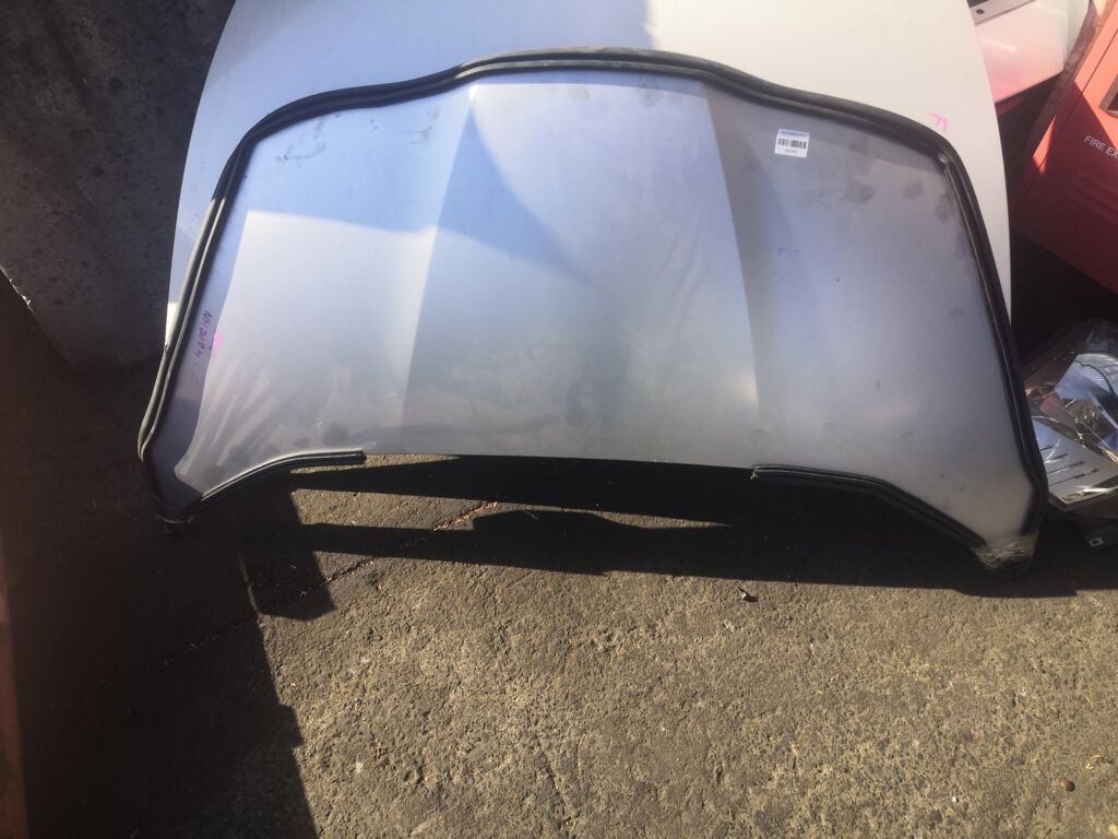 Капот на Honda Fit GE6