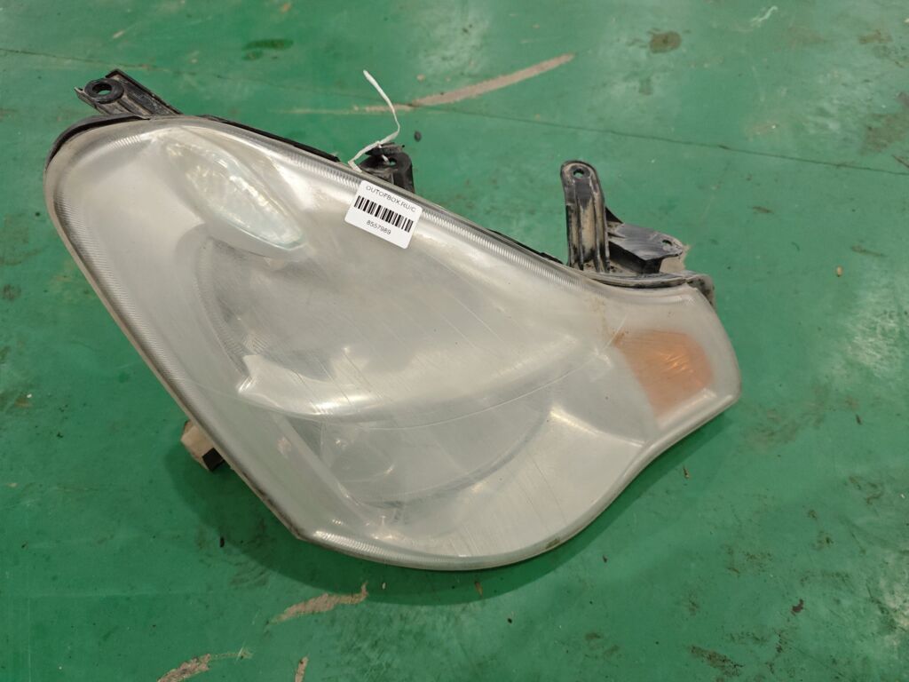 Фара на Nissan Bluebird Sylphy G11 100-16750, Правое расположение