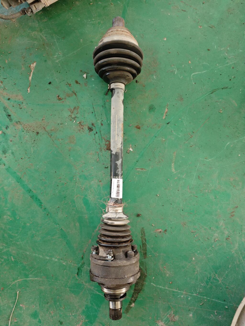 Привод на Skoda Octavia 1Z CDF 1K0407271HF, Переднее Левое расположение