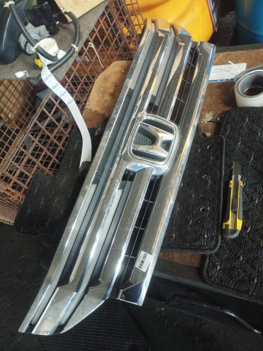 Решетка радиатора на Honda Stepwgn RK5