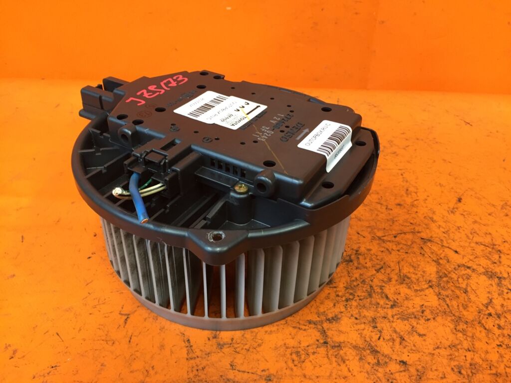 Мотор печки на Toyota Crown Estate JZS173W 87103-30440