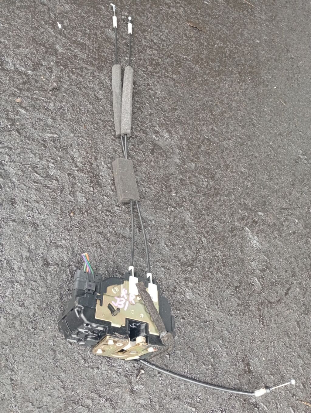 Замок двери на Nissan Teana J31 Фото 2
