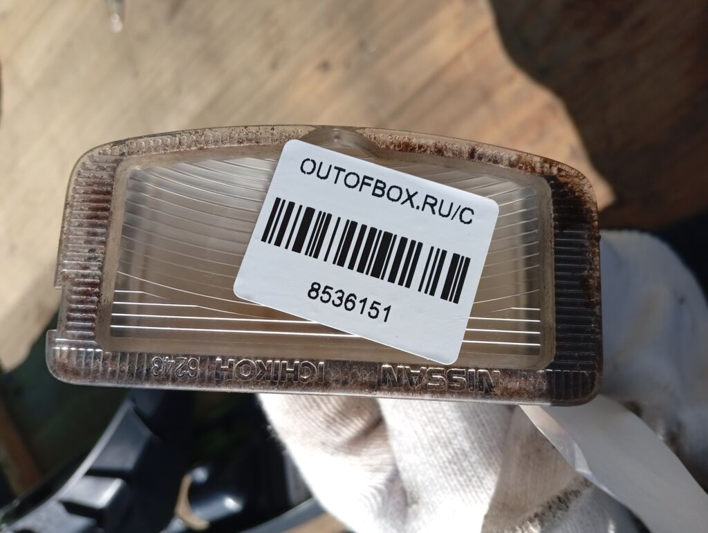 Подсветка номера на Nissan March AK12 6243, Заднее расположение
