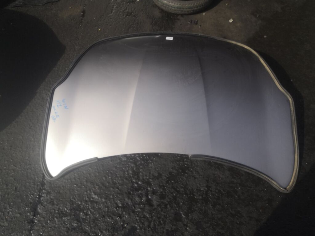 Капот на Nissan Wingroad Y12 F5100 CV0MM