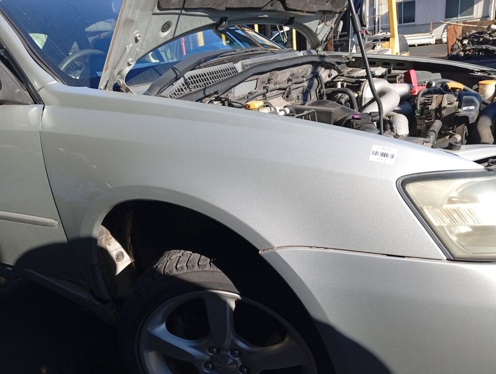 Крыло переднее на Subaru Legacy BL5, Правое расположение