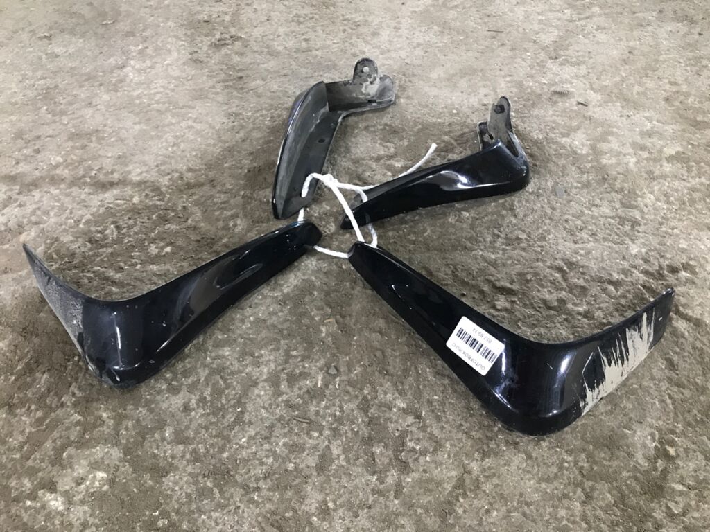 Брызговик на Mitsubishi Mirage A05A
