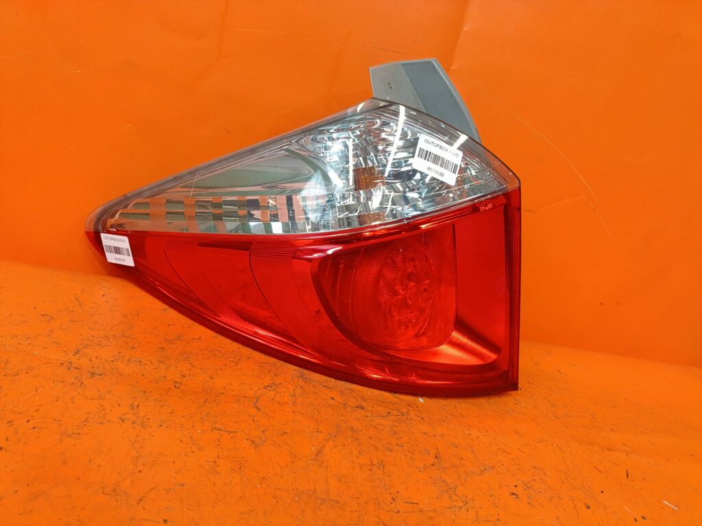 Стоп на Toyota Ractis NCP120 52-226, Левое расположение