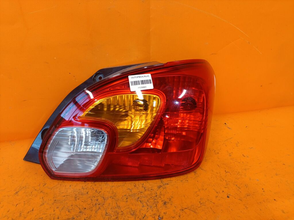 Стоп на Mitsubishi Mirage A05A W0449, Правое расположение