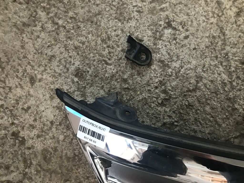 Решетка радиатора 53101-75010 на Toyota Sai AZK10 Фото 2