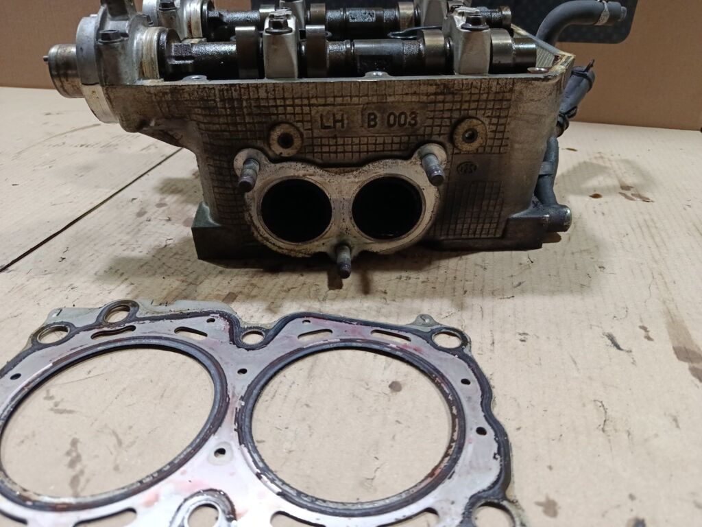 Головка блока цилиндров на Subaru Legacy Wagon BH5 EJ206 Фото 4