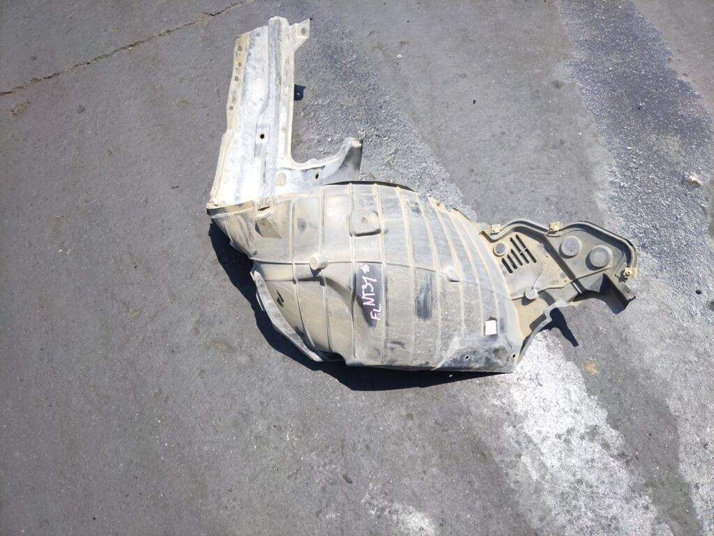 Подкрылок на Nissan X-Trail NT31 MR20DE 212641  3368433  63841-JG30A  63841-JG30B  63843-JG00A  DS11184AL  DS8323604  L261907024L  RR-63843-JG00A  ST-DTU2-016L-2, Переднее Левое расположение