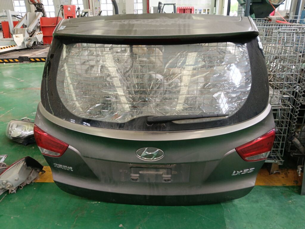 Дверь задняя на Hyundai Ix35 LM