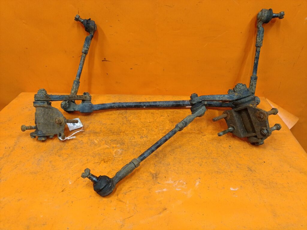 Рулевая трапеция на Nissan Atlas R8F23 QD32