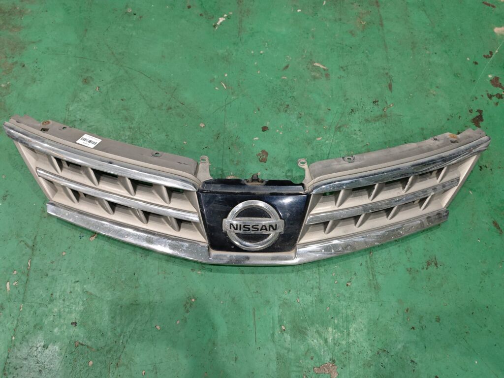 Решетка радиатора на Nissan Tiida C11 62310-1JZ0A\5A