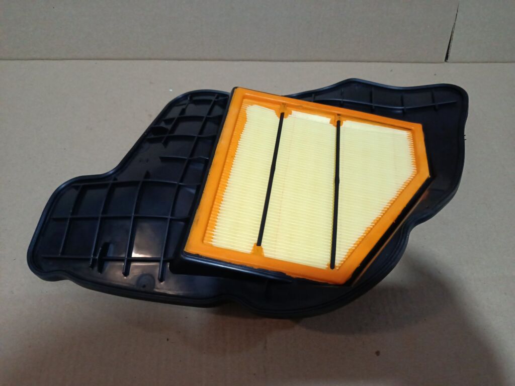 Фильтр воздушный QML 13717577458 на Bmw 5-Series F10 Фото 2