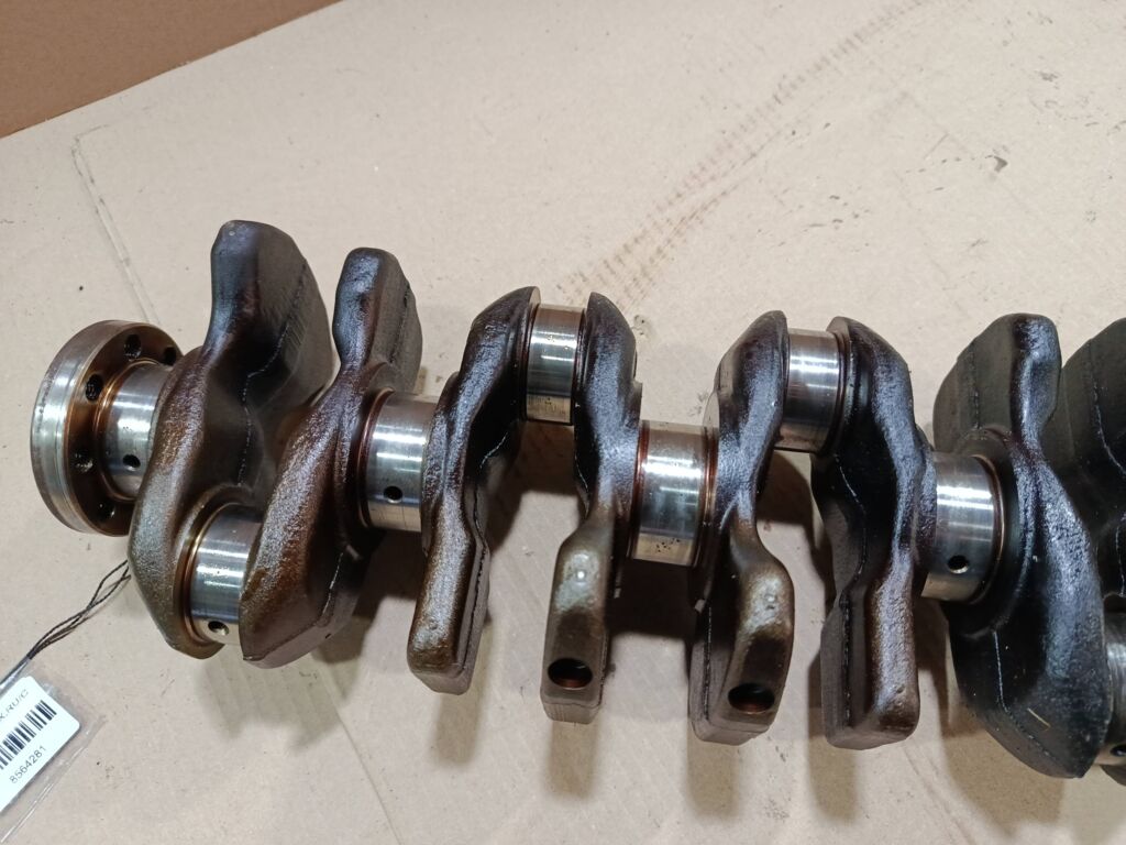 Коленвал на Toyota Vista ZZV50 1ZZ-FE Фото 4