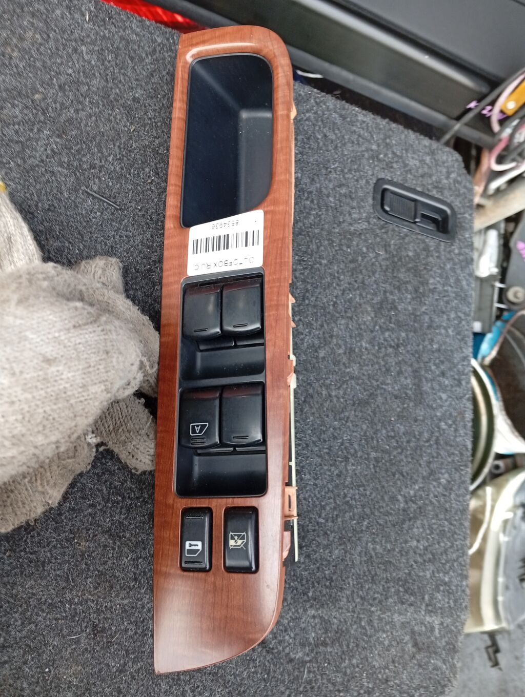 Блок упр-я стеклоподъемниками на Nissan Tiida Latio SC11 25401-ED000, Переднее Правое расположение